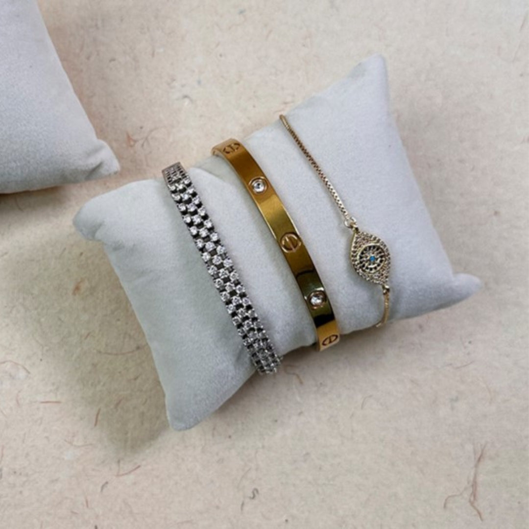 Soft Cushion Pillows for Watches & Bracelets